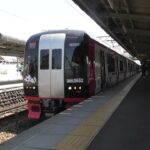名鉄2200系×ウマ娘　コラボラッピング　国府宮駅発車シーン